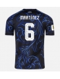 Moške Nogometnih dresov Argentina Lisandro Martinez #6 Gostujoči SP 2026 Kratki rokavi Moške Nogometnih dresov Argentina Lisandro Martinez #6 Gostujoči SP 2026 Kratki rokavi